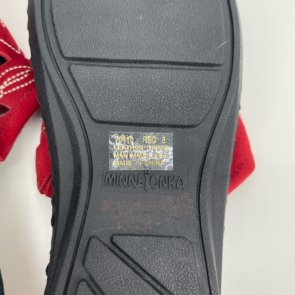 Minnetonka Women's Red Floral Sandals - Picture 6 of 7
